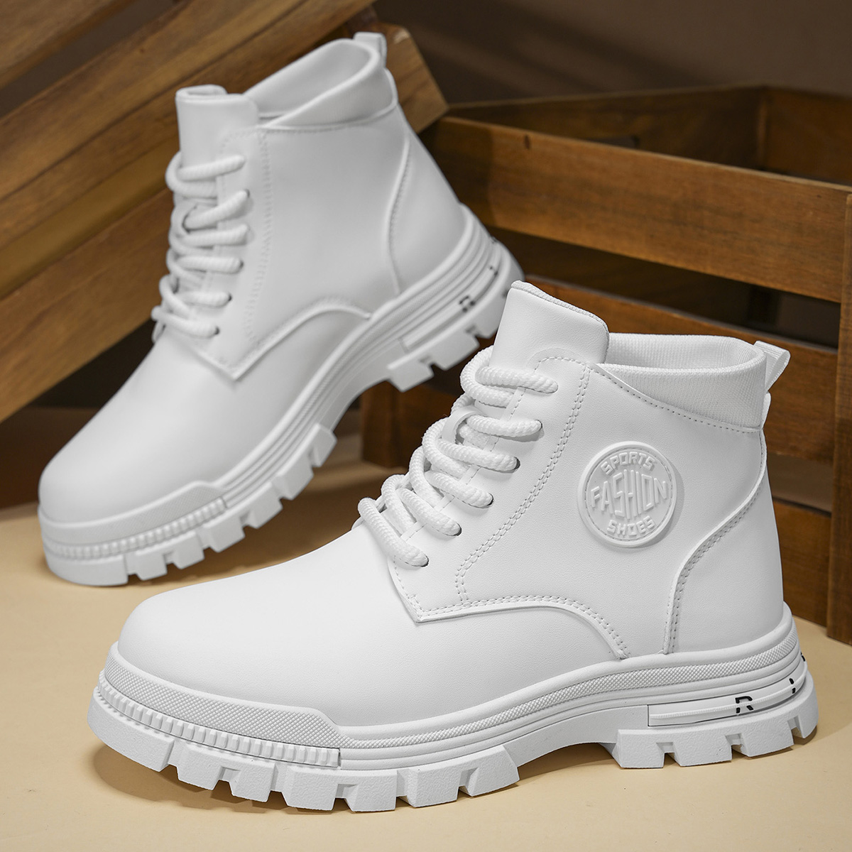 Winter Clothing Material - Sepatu Bot Motor Putih Pria Modis