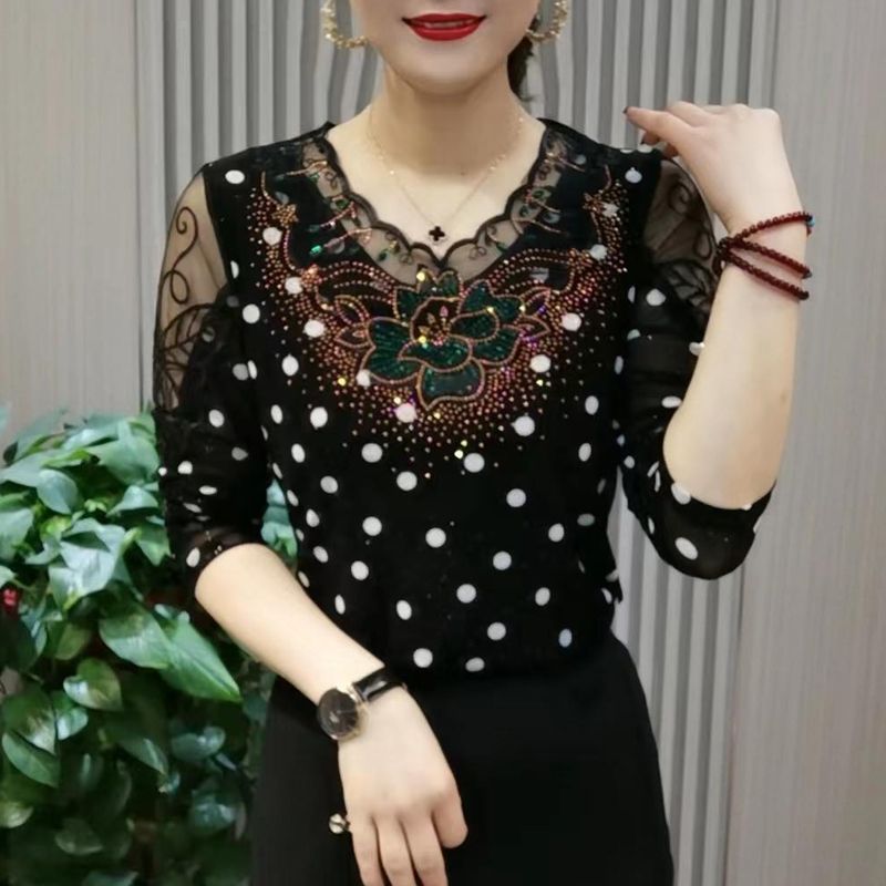Winter Clothing Line - Blus Polkadot Berbahan Gauze dengan Ruffle